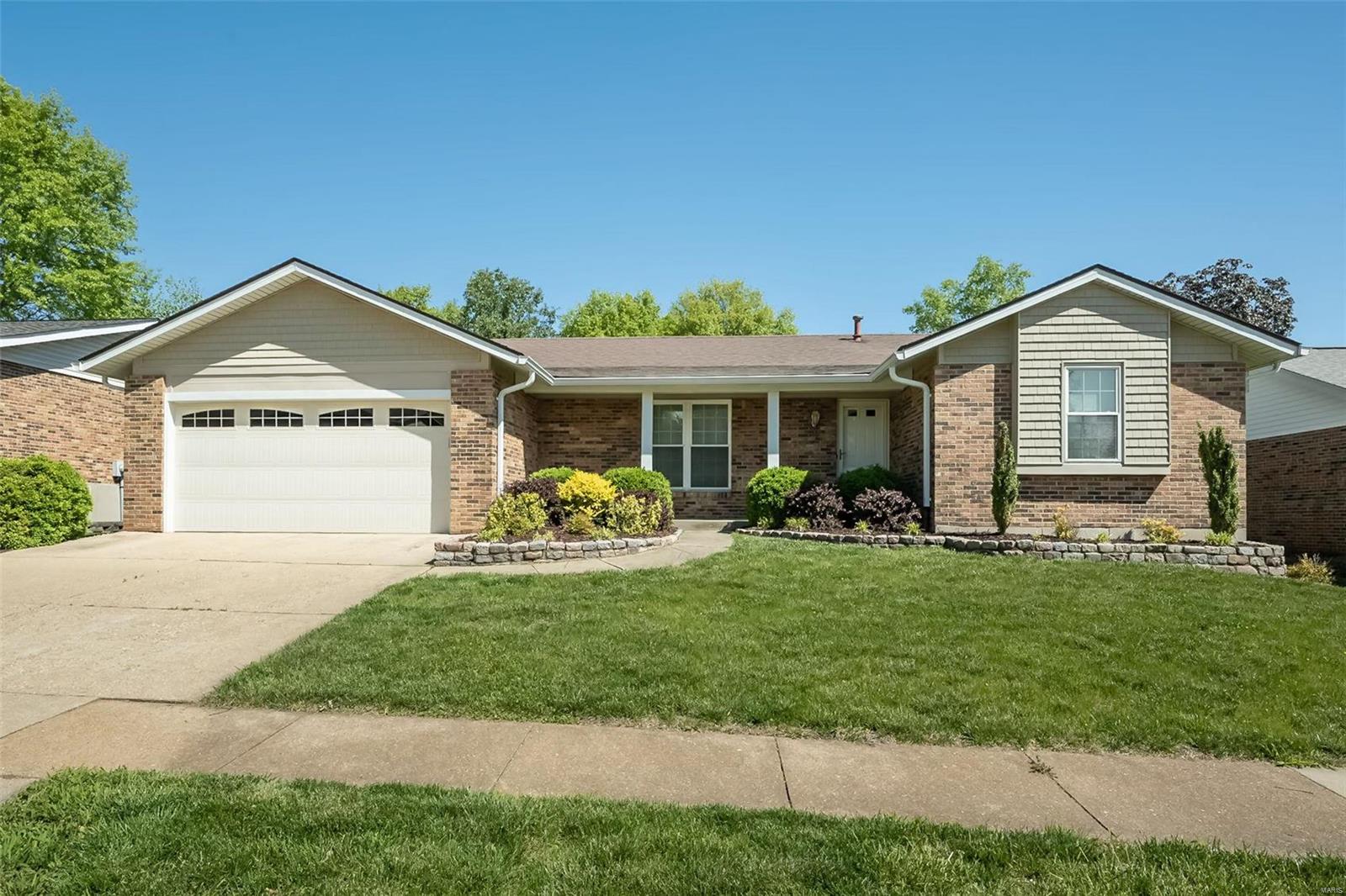 2149 Olde Winery Road St. Louis, MO 63129 - Photo 19 of 23
