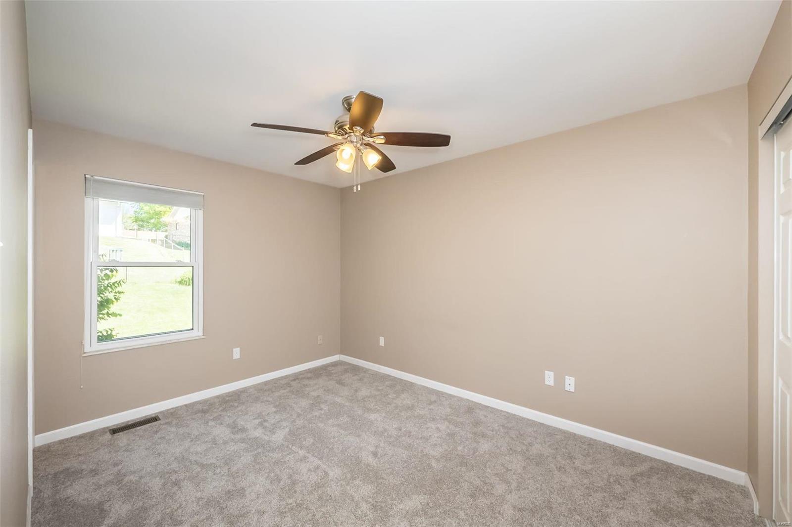 2149 Olde Winery Road St. Louis, MO 63129 - Photo 10 of 23