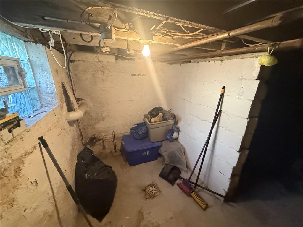 810 10th Street McKees Rocks, PA 15136 - Photo 25 of 31