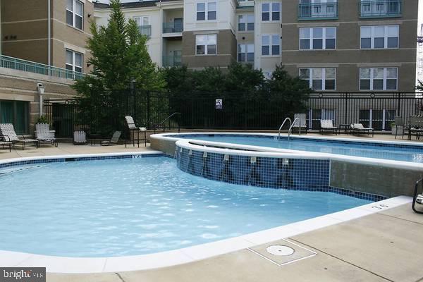 12001 Market Street, Unit 434 Reston, VA 20190 - Photo 6 of 10