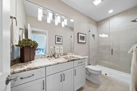 $1,149,000 | 109 Lake Vista Circle, Fontana, WI 53125