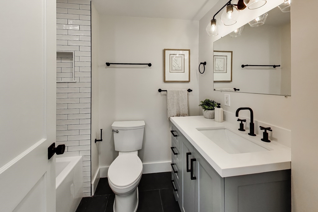50 Middlesex Street, Unit 50 Winchester, MA 01890 - Photo 15 of 21