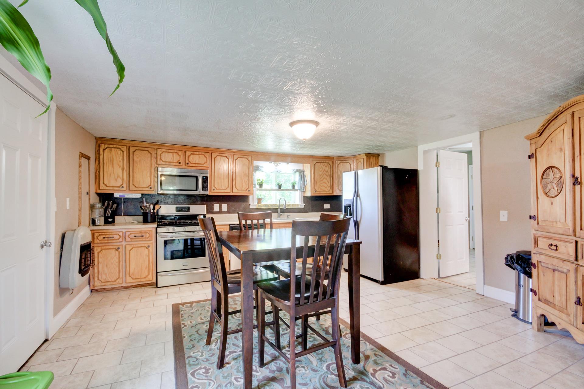 2759 Jarrell Ridge Road Clarksville, TN 37043 - Photo 8 of 28 Gallery Image 8