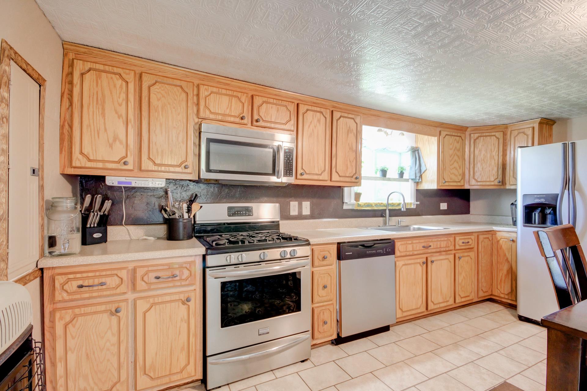 2759 Jarrell Ridge Road Clarksville, TN 37043 - Photo 9 of 28 Gallery Image 9