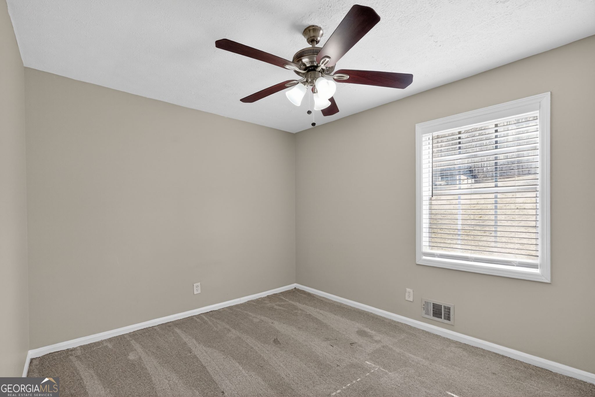 2234 7 Oaks Circle Conley, GA 30288 - Photo 13 of 32