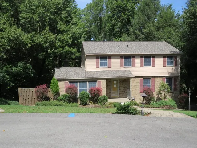 $295,900 | 510 Westchester Drive, Greensburg, PA 15601