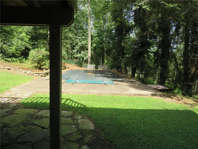 a view of a yard with porch