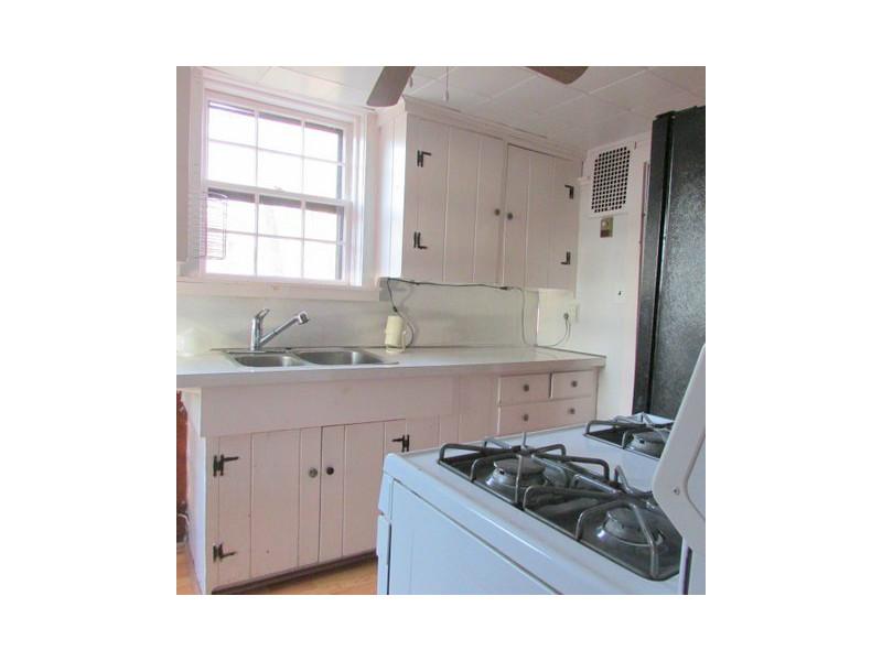 80 Ruffstone Road Johnston, RI 02828 - Photo 8 of 14 Kitchen.