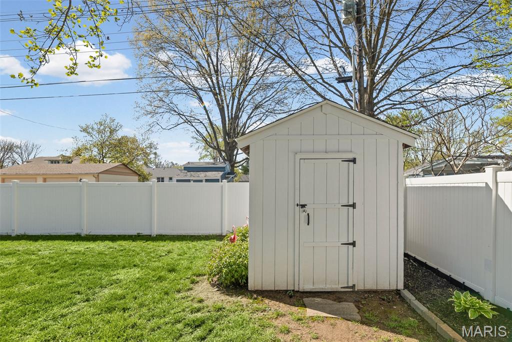 105 West Jackson Street O'Fallon, IL 62269 - Photo 8 of 41