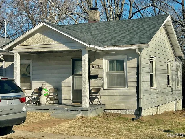 $65,000 | 6227 Greer Avenue, Pine Lawn, MO 63121
