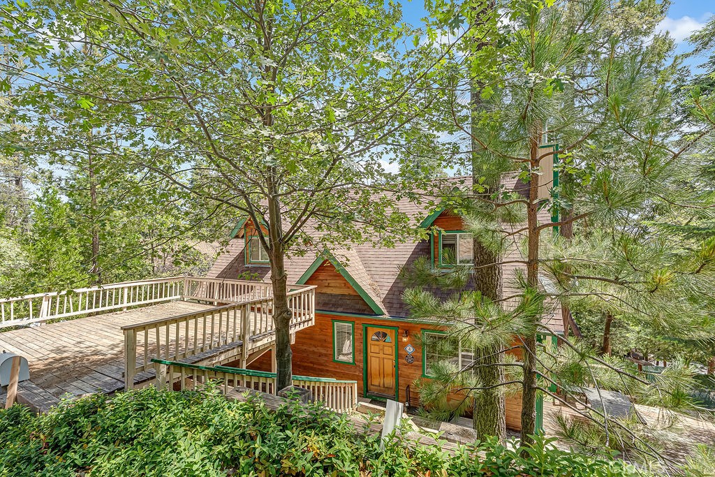 318 Old Toll Road Lake Arrowhead, CA 92352 - Photo 2 of 44