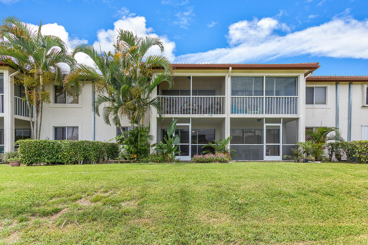 420 Northwest 67th Street, Unit K104 Boca Raton, FL 33487 - Photo 20 of 25 Exterior Back