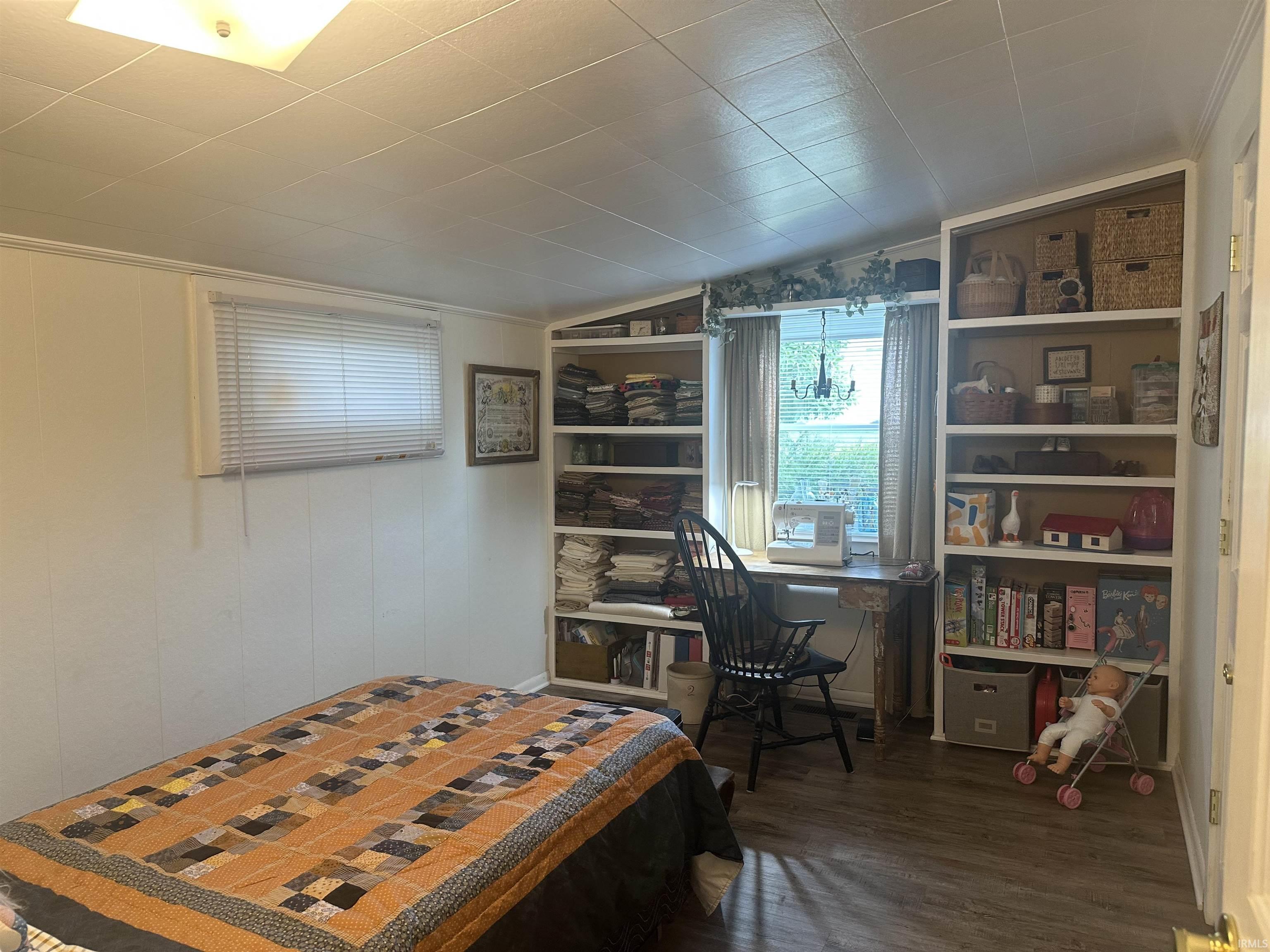 629 R Street Bedford, IN 47421 - Photo 11 of 18