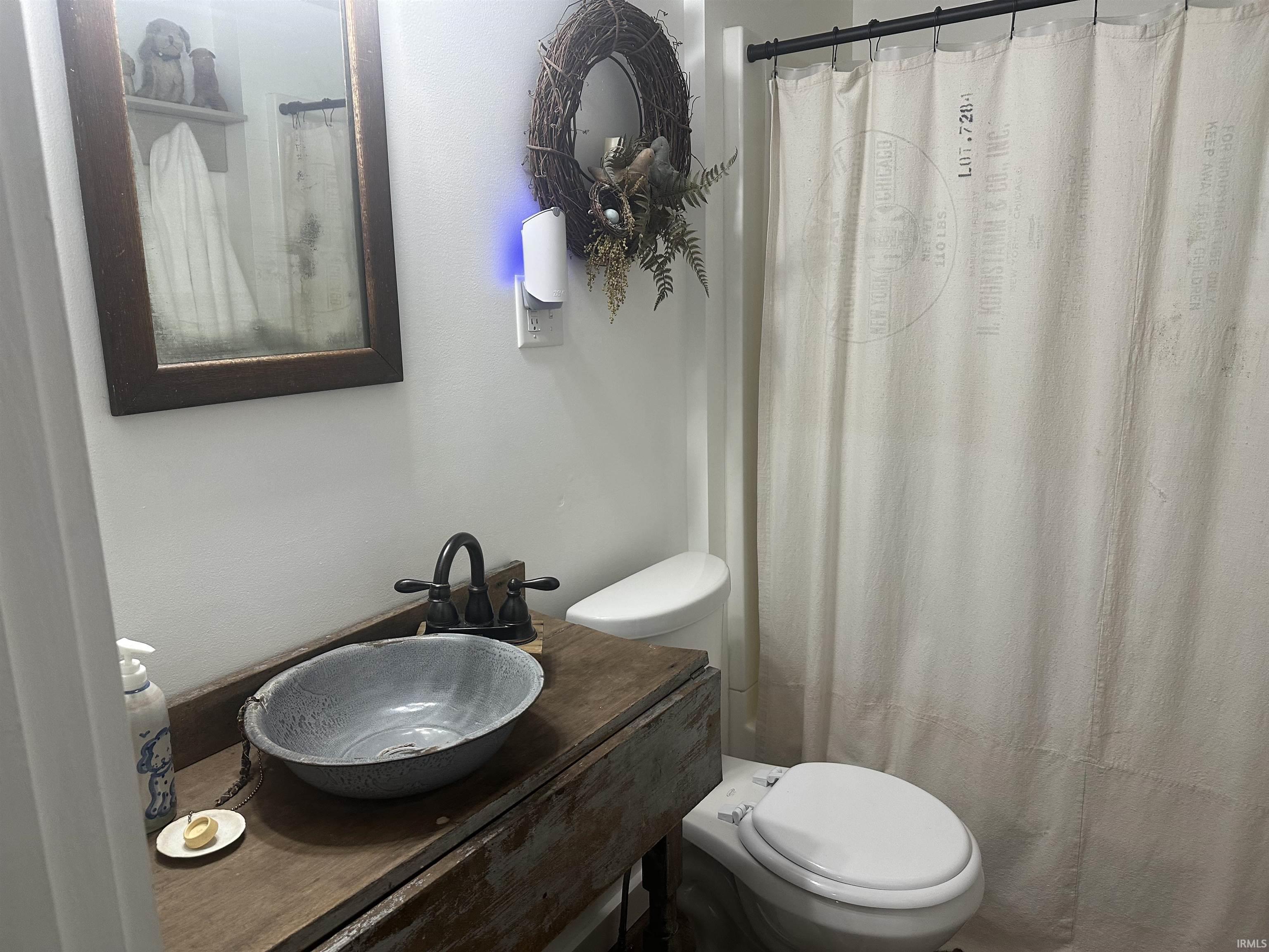 629 R Street Bedford, IN 47421 - Photo 12 of 18