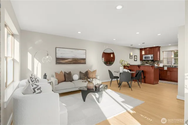 $885,000 | 213 North 39th Street, Unit C, Seattle, WA 98103