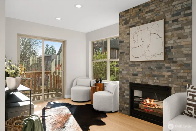 $885,000 | 213 North 39th Street, Unit C, Seattle, WA 98103