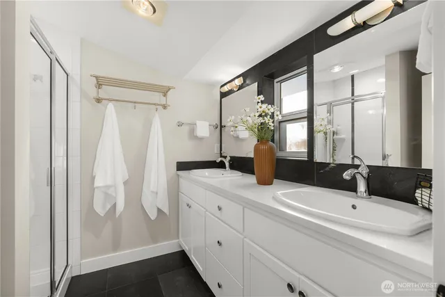 $885,000 | 213 North 39th Street, Unit C, Seattle, WA 98103