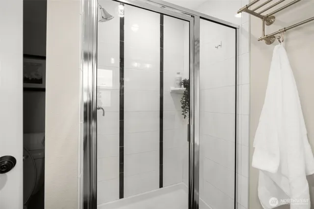 $885,000 | 213 North 39th Street, Unit C, Seattle, WA 98103