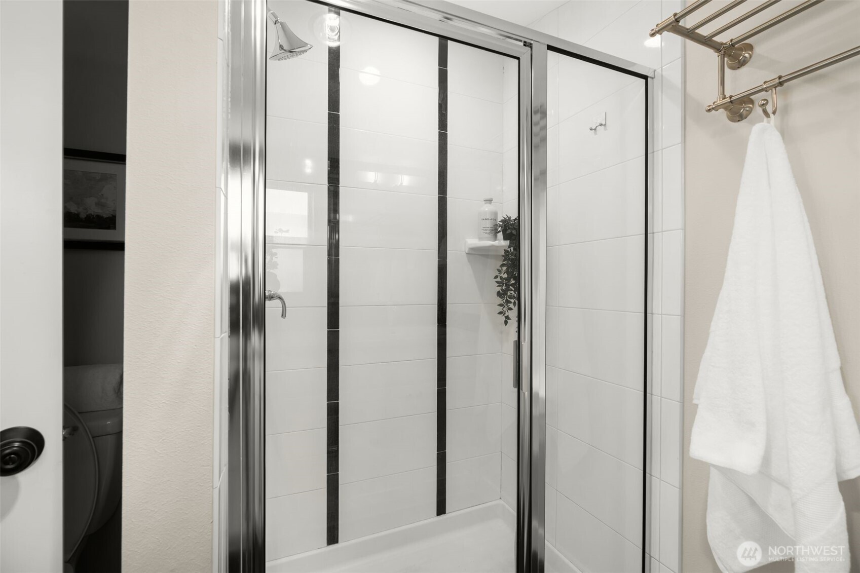 213 North 39th Street, Unit C Seattle, WA 98103 - Photo 19 of 28