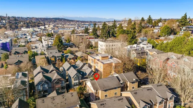 $885,000 | 213 North 39th Street, Unit C, Seattle, WA 98103