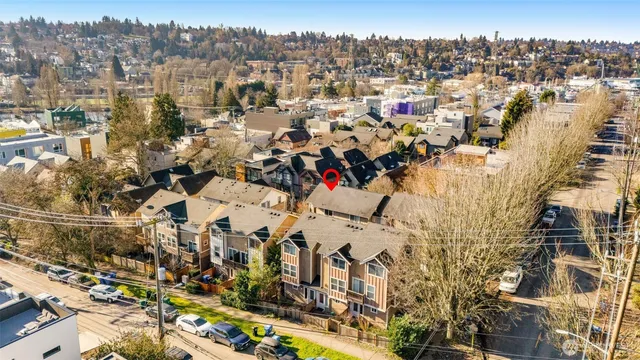 $885,000 | 213 North 39th Street, Unit C, Seattle, WA 98103