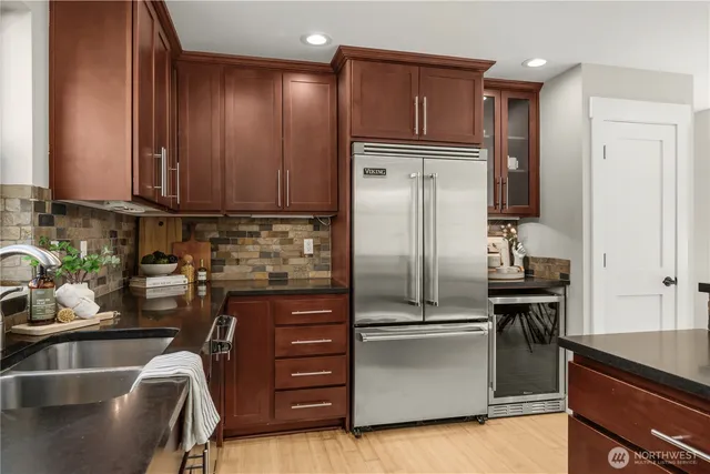 $885,000 | 213 North 39th Street, Unit C, Seattle, WA 98103