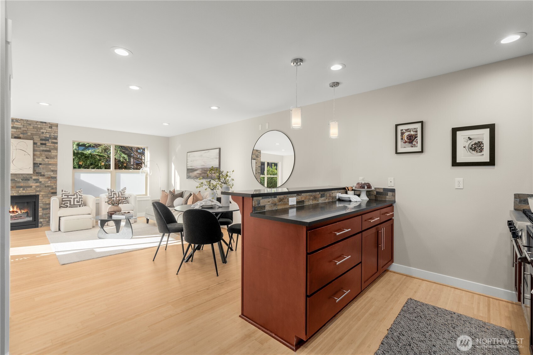 213 North 39th Street, Unit C Seattle, WA 98103 - Photo 8 of 28