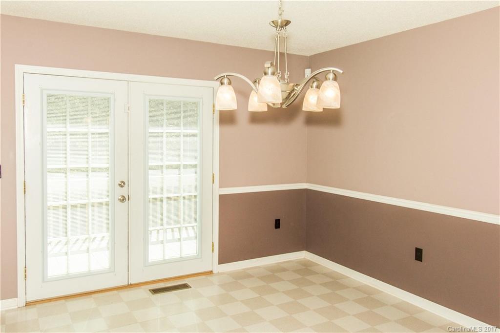 2 Claru Ridge Road Fletcher, NC 28732 - Photo 9 of 24 Gallery Image 9