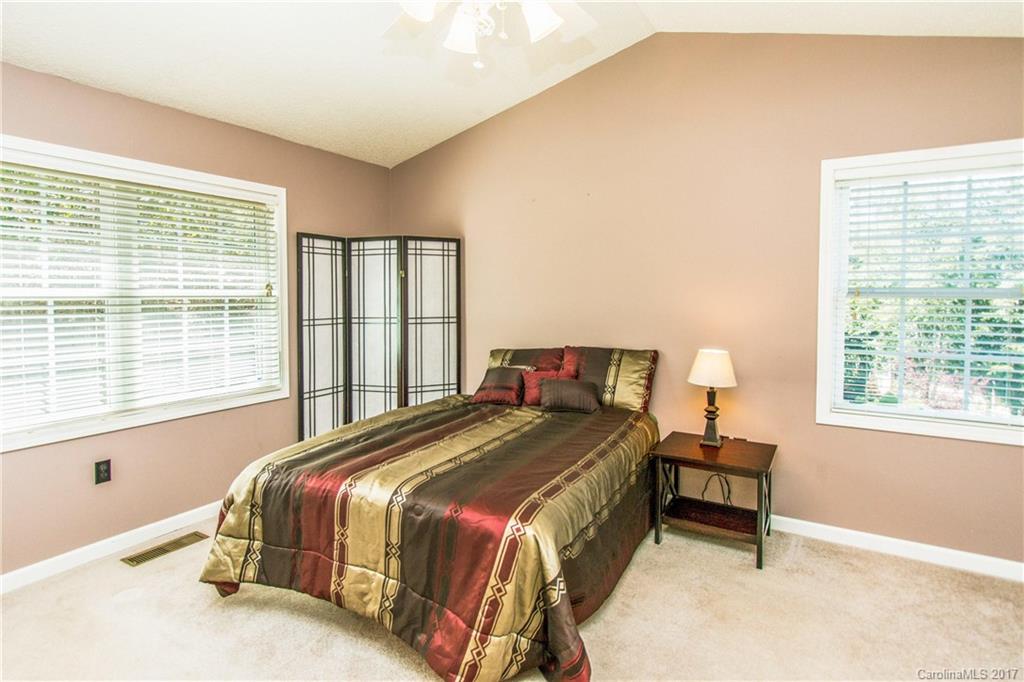2 Claru Ridge Road Fletcher, NC 28732 - Photo 10 of 24 Gallery Image 10