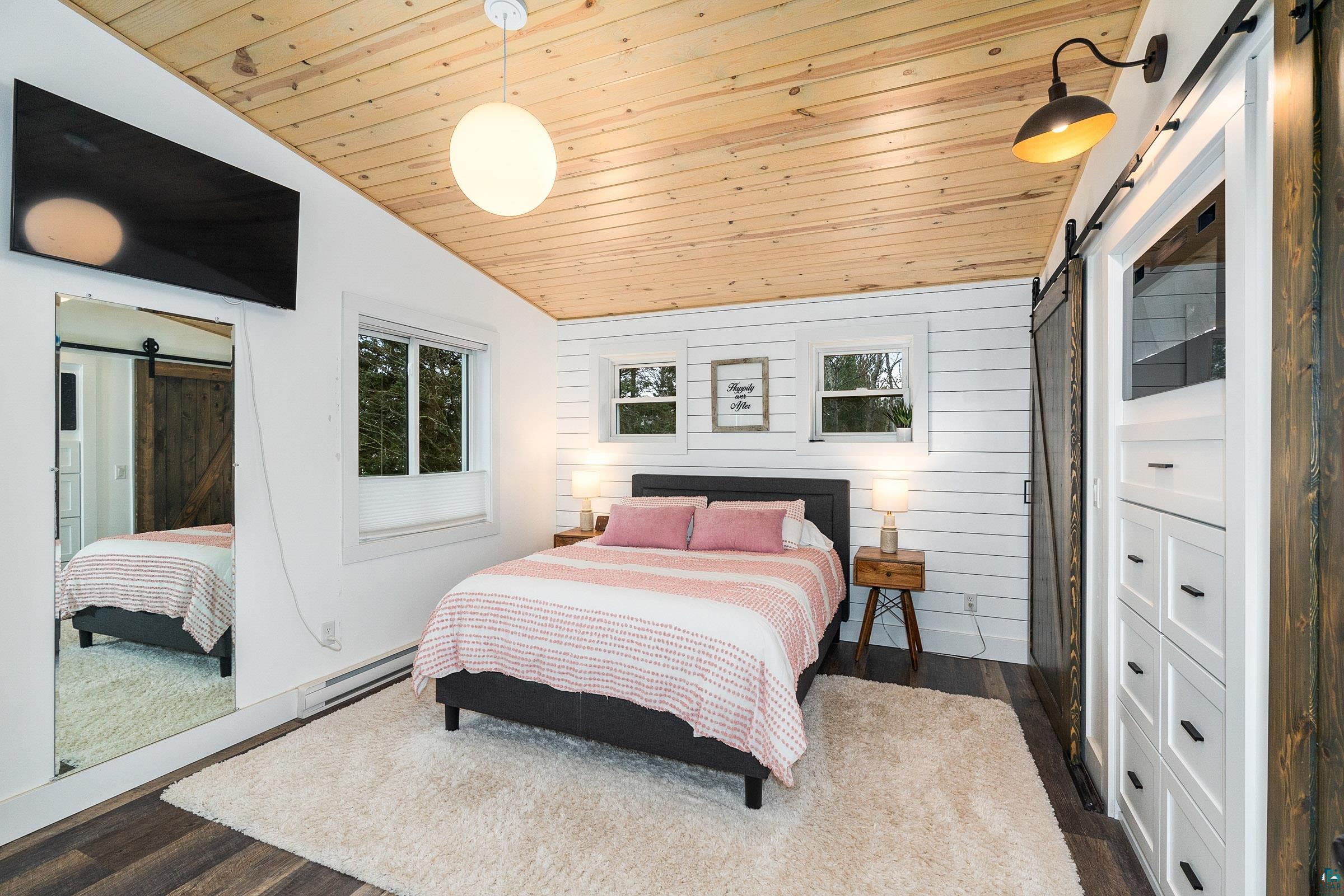 3616 Eden Lane Duluth, MN 55803 - Photo 18 of 50 Primary Bedroom