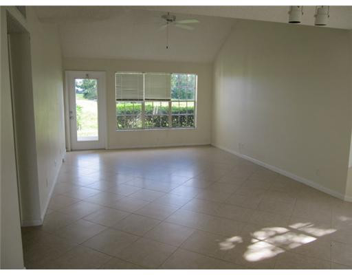 6308 La Costa Drive, Unit D Boca Raton, FL 33433 - Photo 3 of 8 Den/Family/Great Room