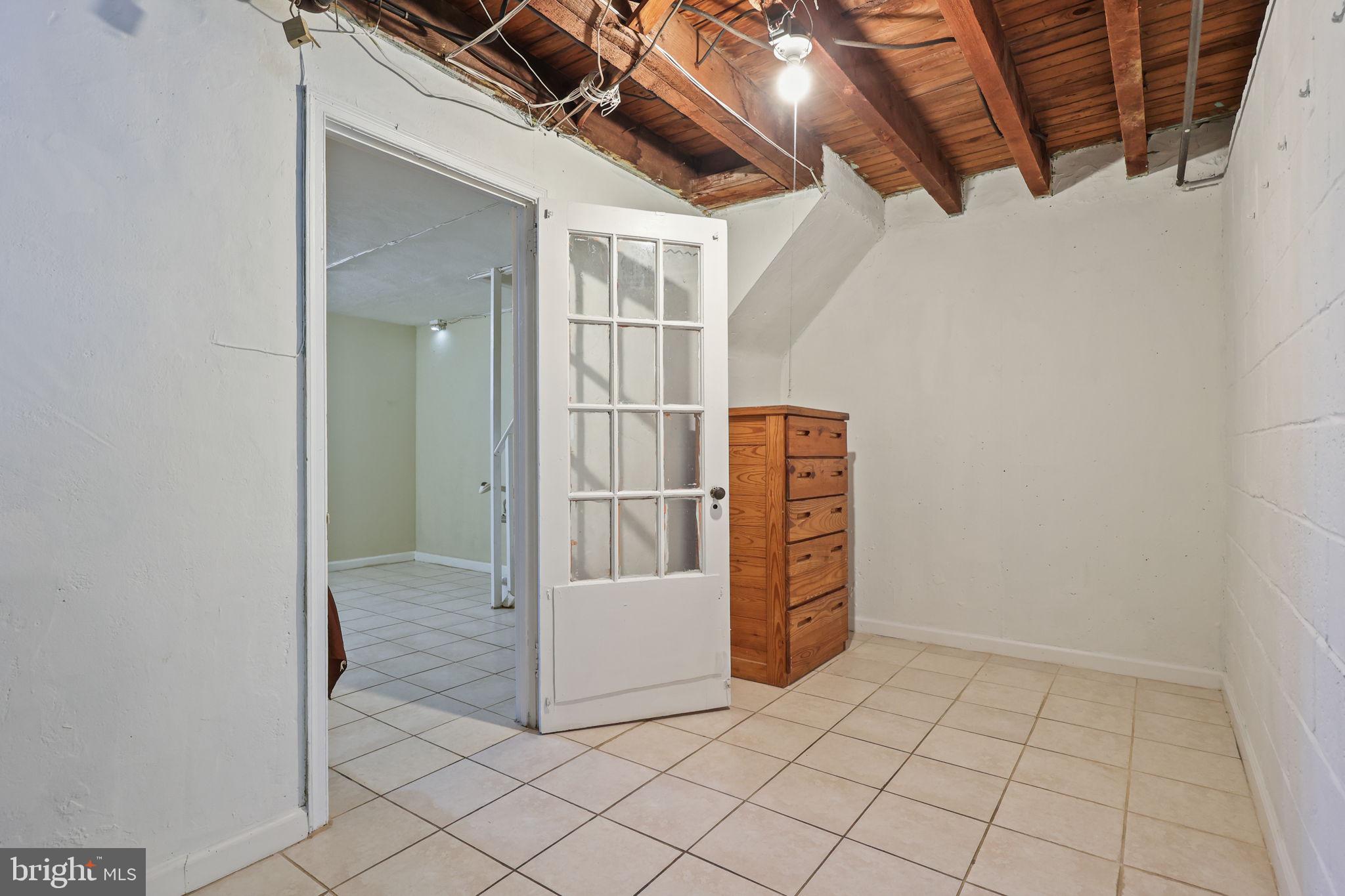 1530 Hellerman Street Philadelphia, PA 19149 - Photo 27 of 33