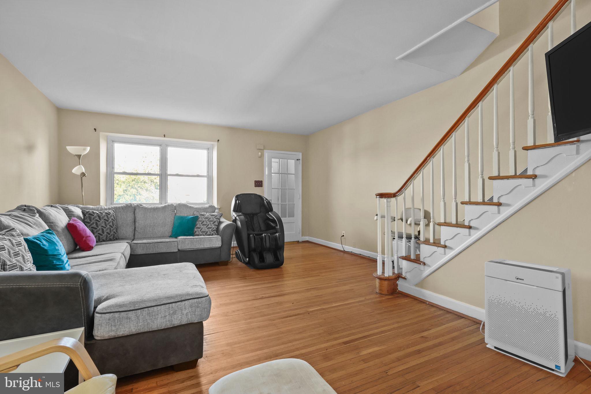 1530 Hellerman Street Philadelphia, PA 19149 - Photo 9 of 33