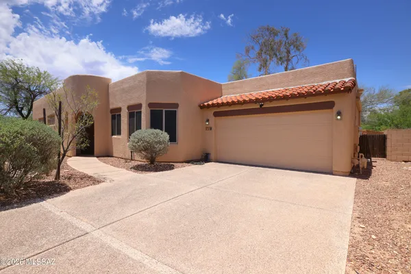 $399,000 | 3723 North Bay Horse Loop, Tucson, AZ 85719