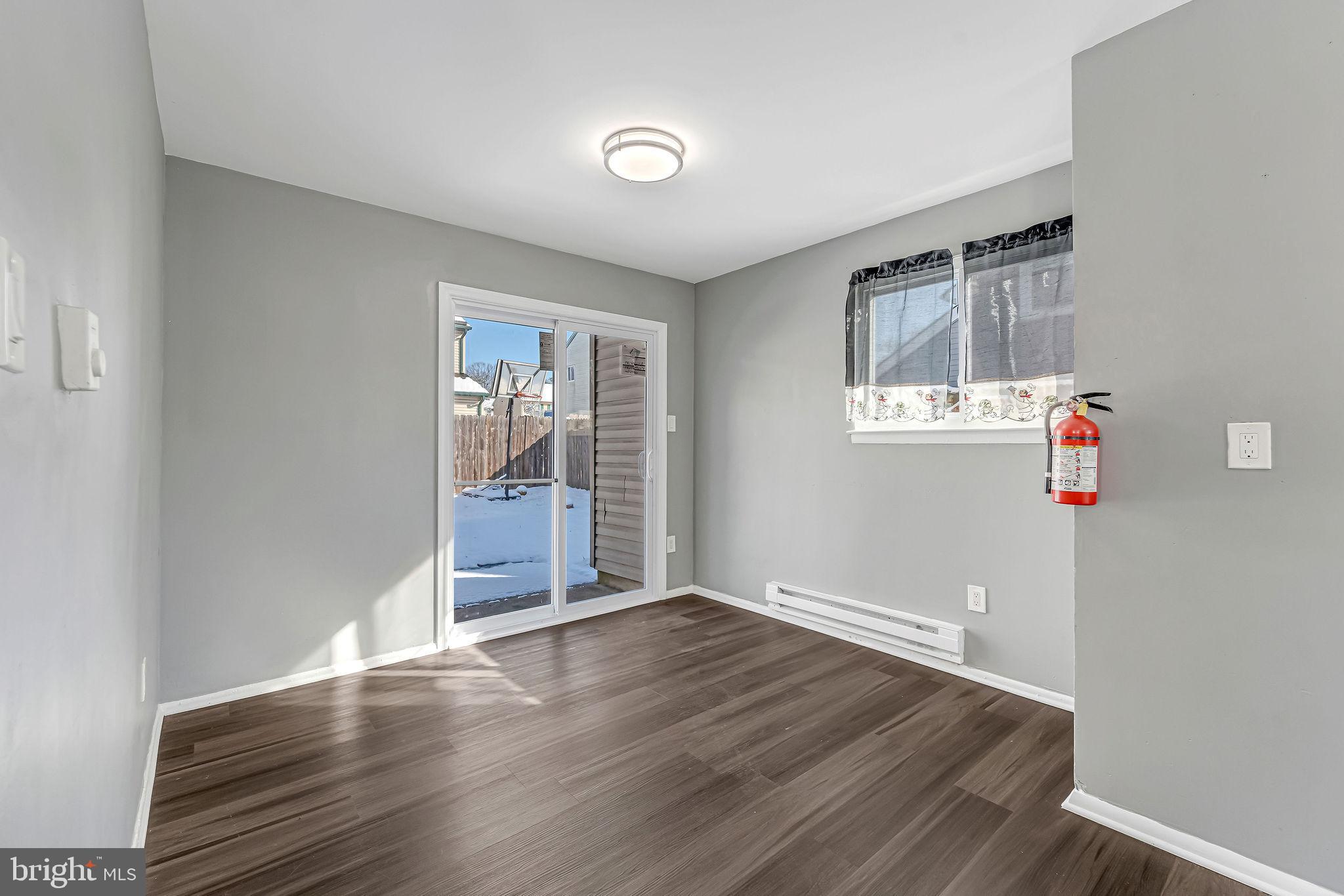 51 Noble Road Sicklerville, NJ 08081 - Photo 12 of 33