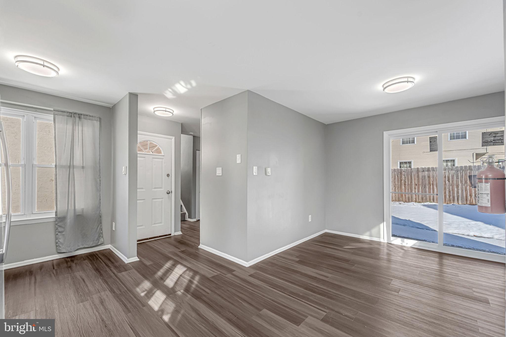 51 Noble Road Sicklerville, NJ 08081 - Photo 4 of 33