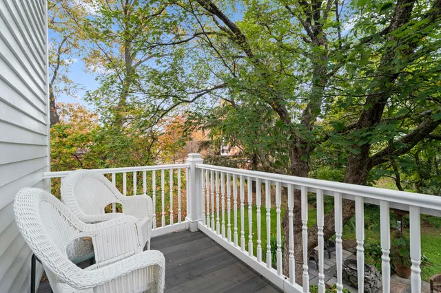 $1,199,999 | 209 Main Street, Deep River, CT 06417