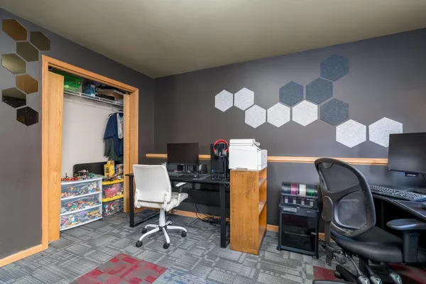 $314,900 | 220 Cole Court, Mankato, MN 56001