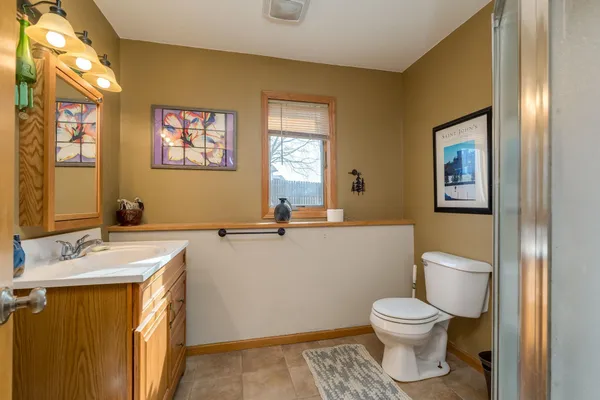 $314,900 | 220 Cole Court, Mankato, MN 56001