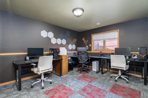 $320,000 | 220 Cole Court, Mankato, MN 56001