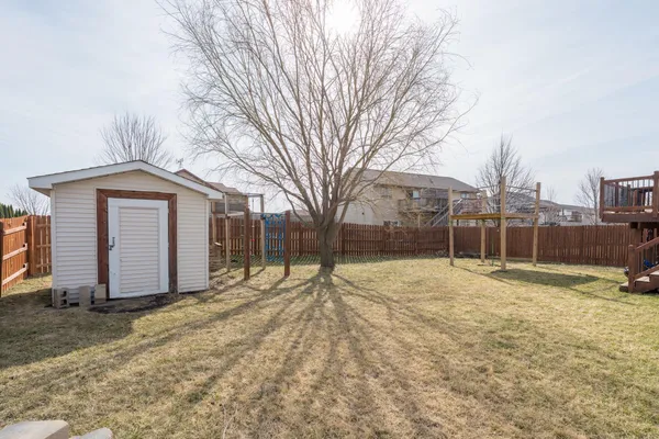 $314,900 | 220 Cole Court, Mankato, MN 56001