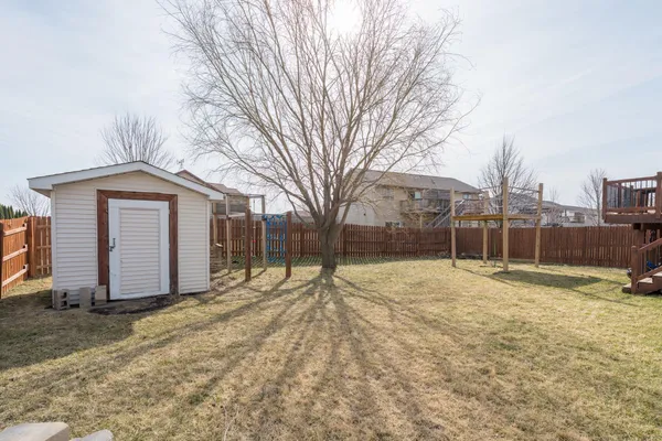 $320,000 | 220 Cole Court, Mankato, MN 56001