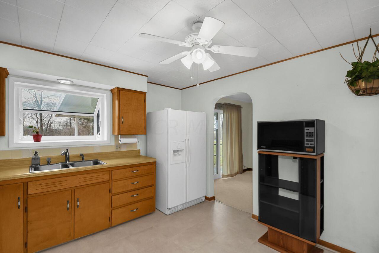 132 Overdrive Road Newark, OH 43056 - Photo 7 of 28 DSC_4990
