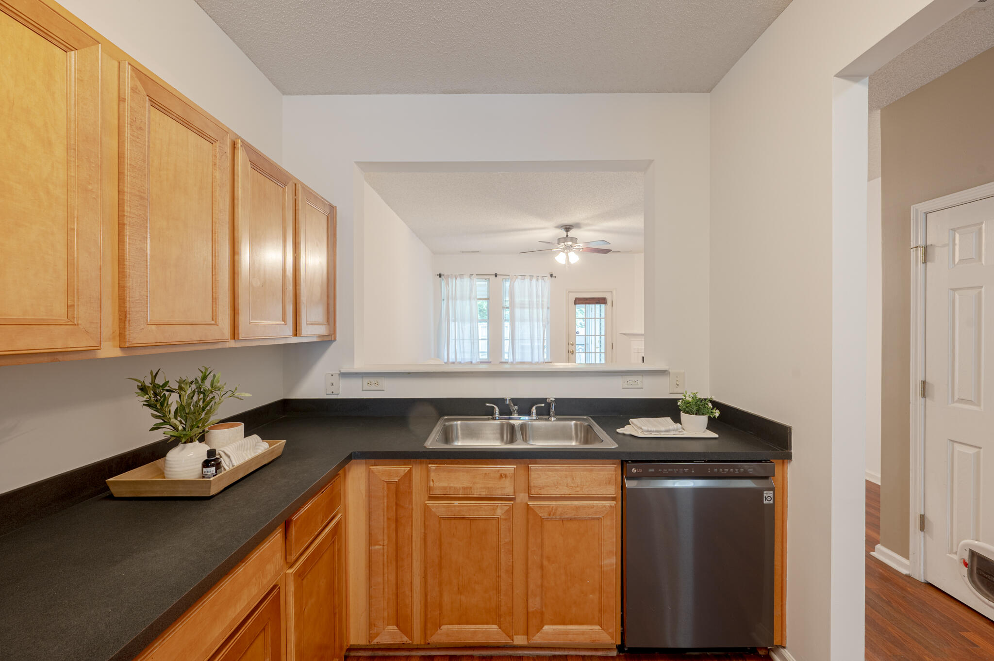261 Brookshire Road Goose Creek, SC 29445 - Photo 7 of 26
