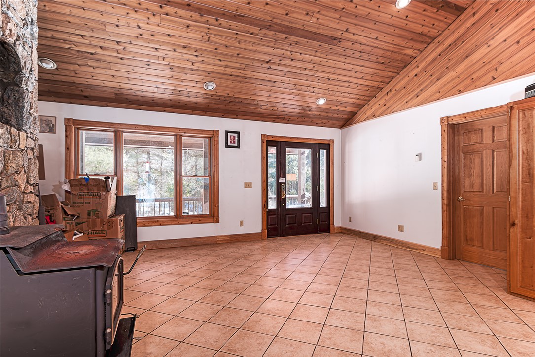 2 Thatt Way Hopkinton, RI 02804 - Photo 15 of 39