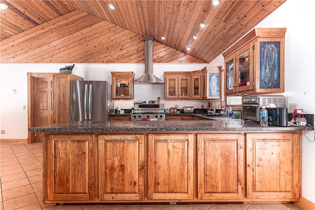 2 Thatt Way Hopkinton, RI 02804 - Photo 21 of 39