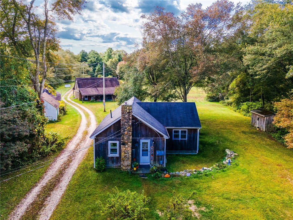 2 Thatt Way Hopkinton, RI 02804 - Photo 6 of 14