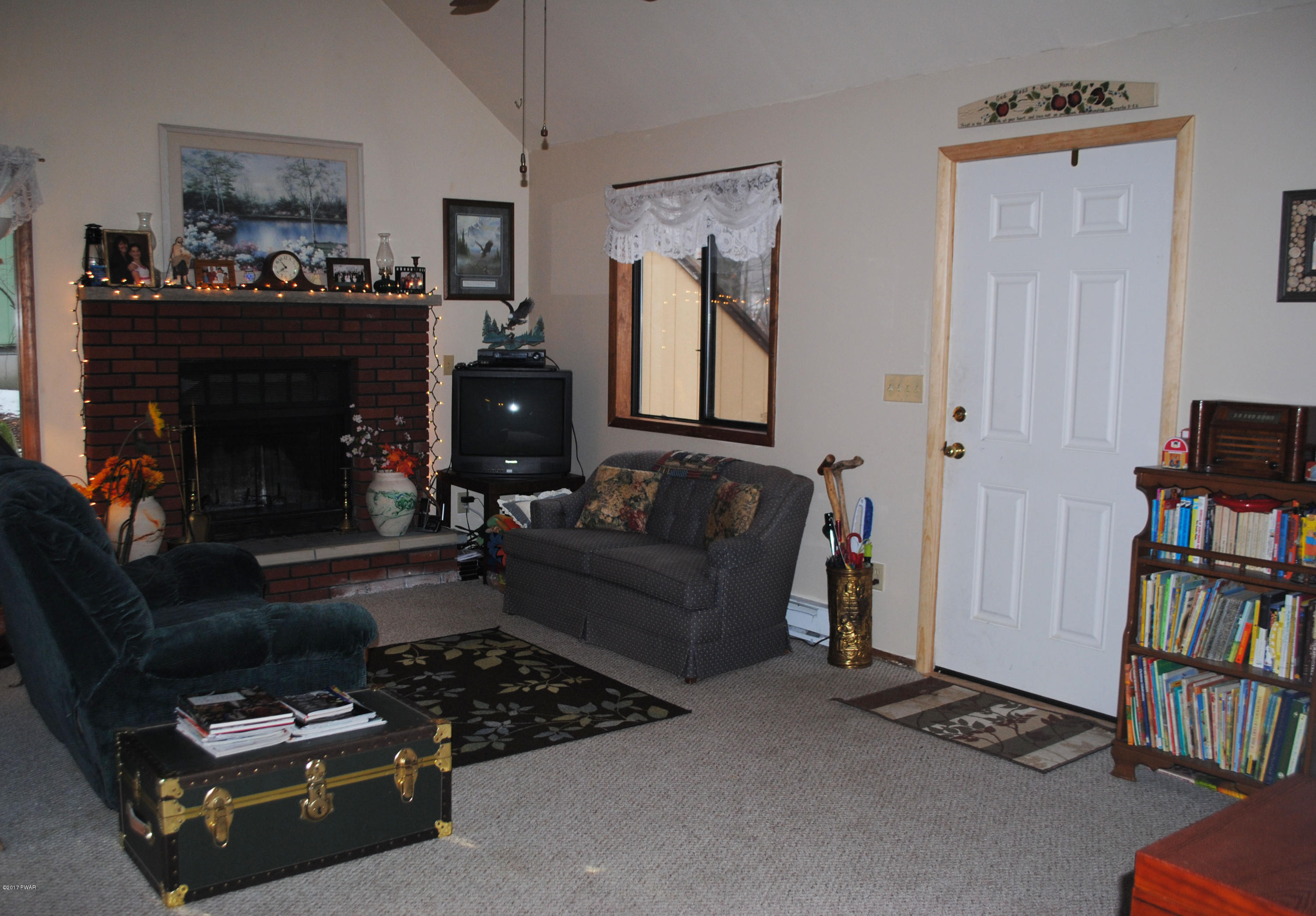 1517 Ridgeview Drive Lake Ariel, PA 18436 - Photo 6 of 26