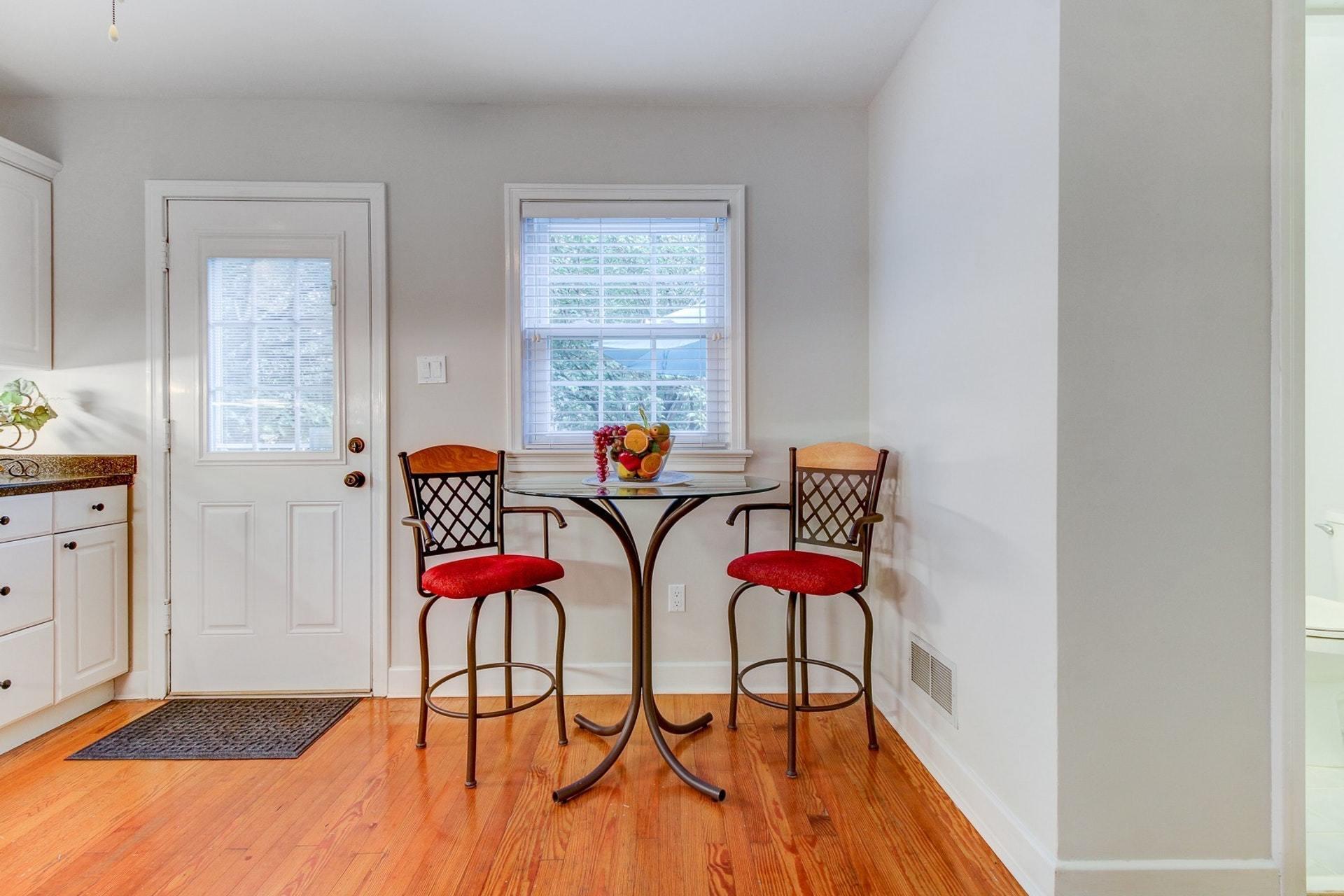 1932 Avon Road Southwest Roanoke, VA 24015 - Photo 11 of 38 011-286601-1932 Avon Road Southwest 11_6