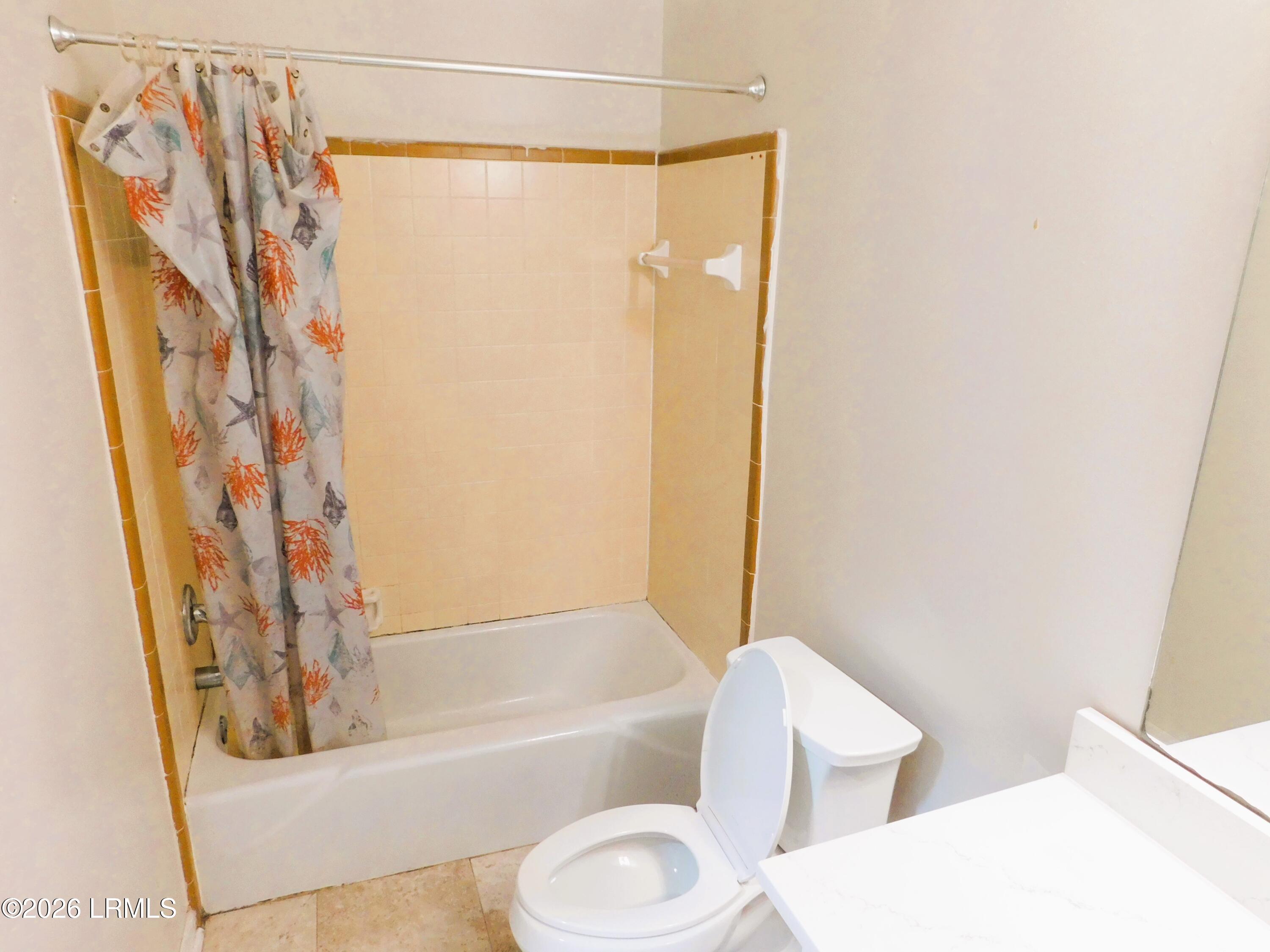 103 Stuart Town Road Beaufort, SC 29902 - Photo 28 of 38 27 - Bath 2